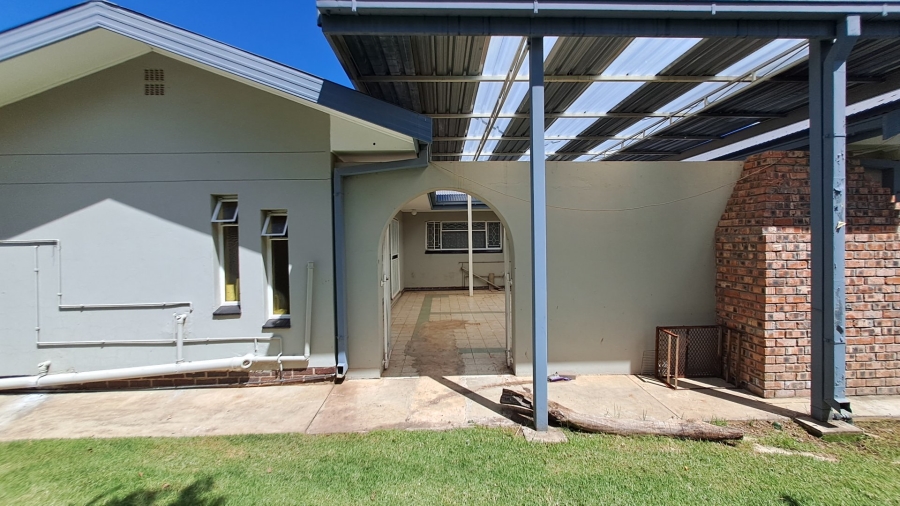 9 Bedroom Property for Sale in Universitas Free State